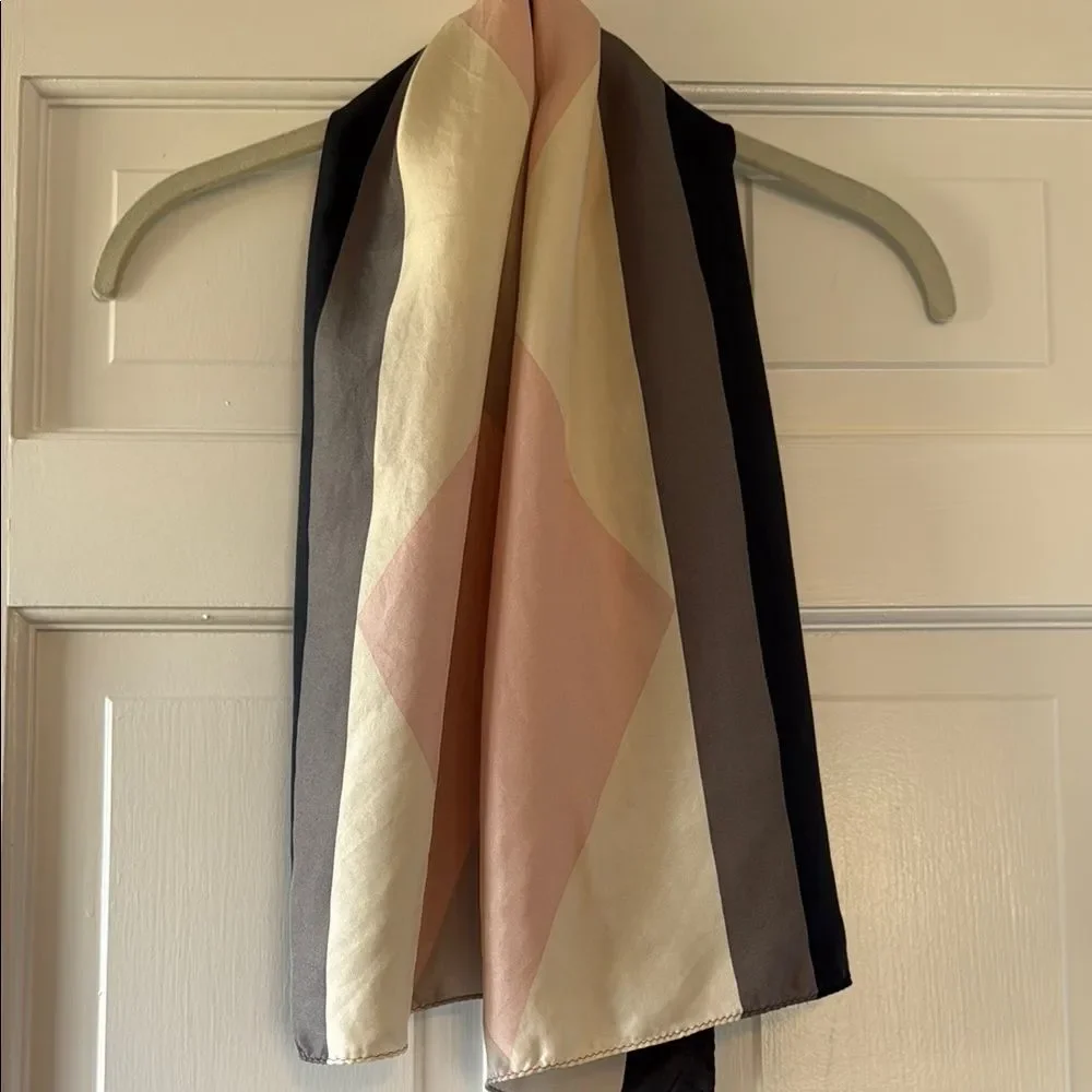 ANN TAYLOR Multicolor Geometric Silk Vintage Scarf Pink Black Cream Gray Oblong